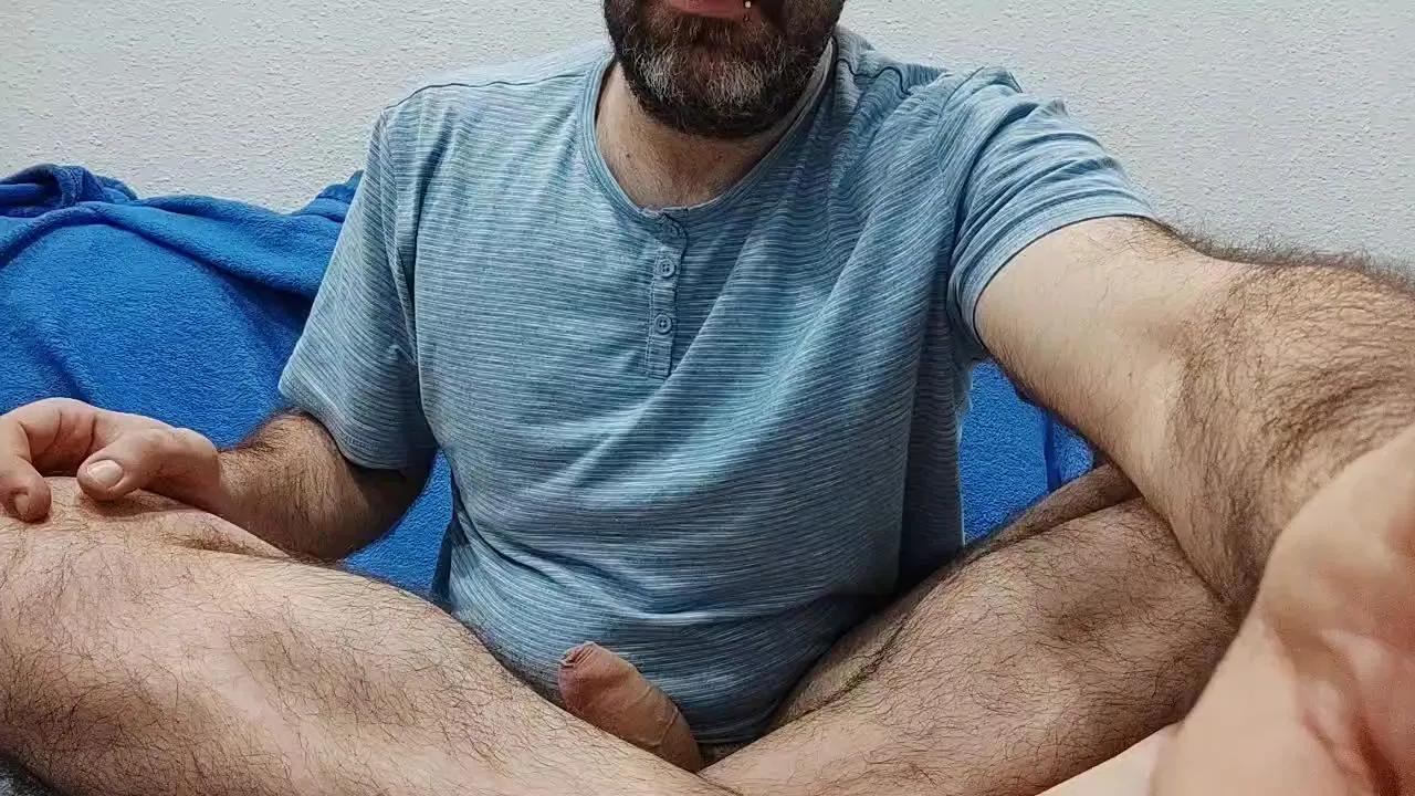 22cmBigCockMilk on Cam4 