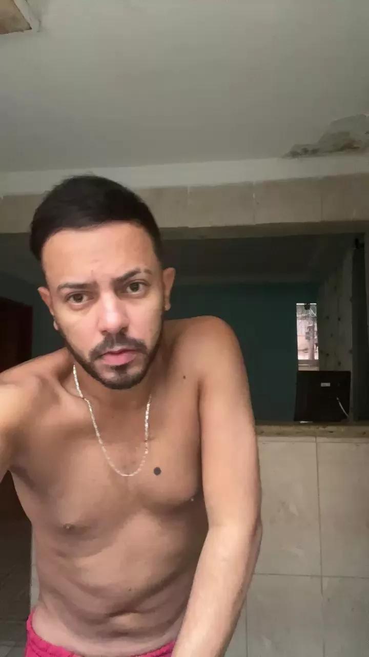 Allanzitto31 on Cam4 