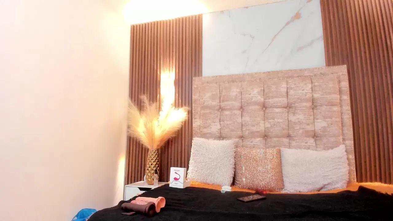 AnastasiaTaylor on Cam4 