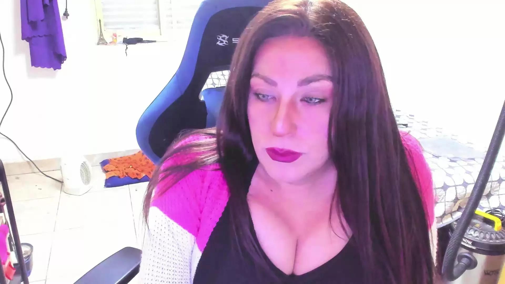 arcax4 on Cam4 