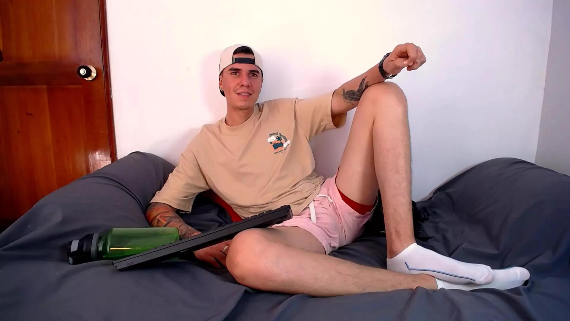 Baan9 on Cam4 