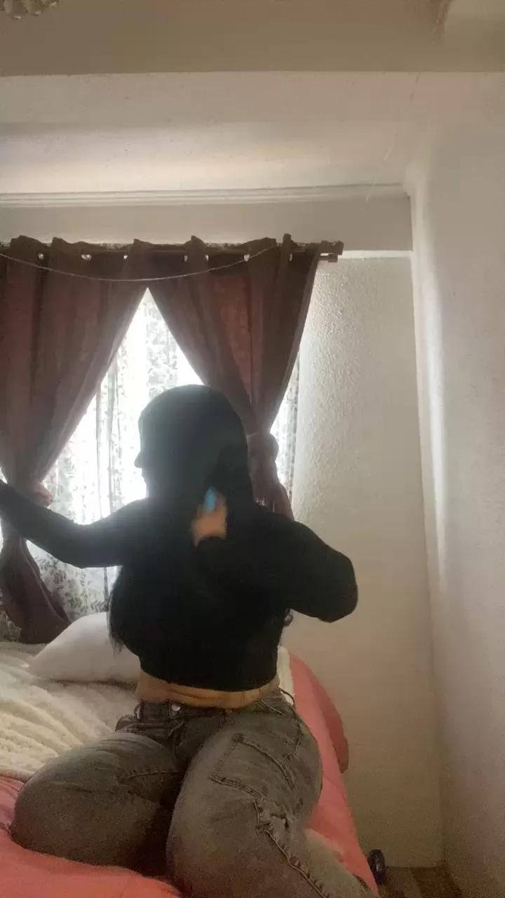 Bebeciitaaa on Cam4 