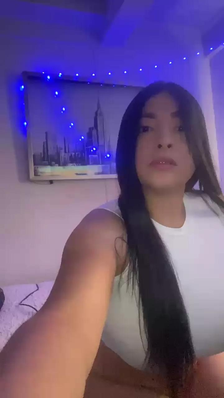 Bebeciitaaa on Cam4 