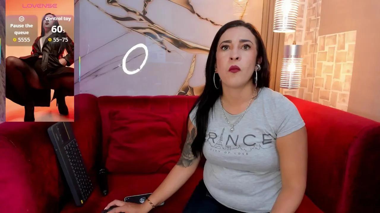 BellaWilliams on Cam4 