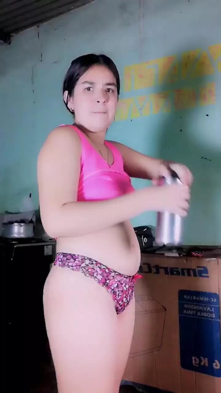 candypee3 on Cam4 