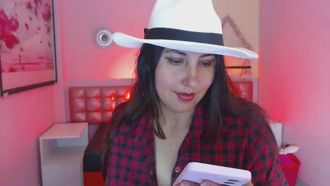 cassandra_ruiz3 on Cam4 