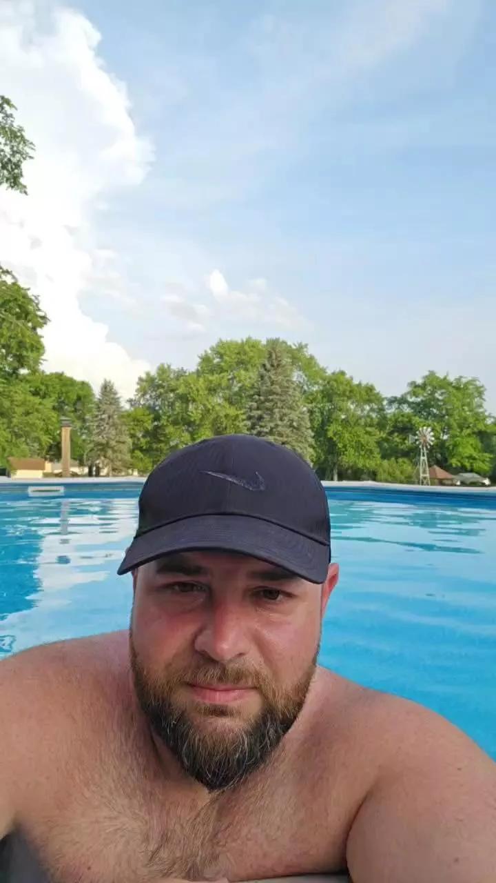 cuttdog2 on Cam4 