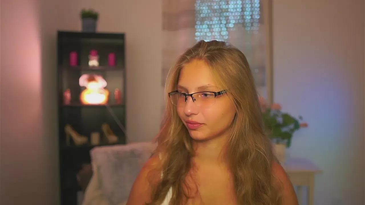 emmie_murray on Cam4 