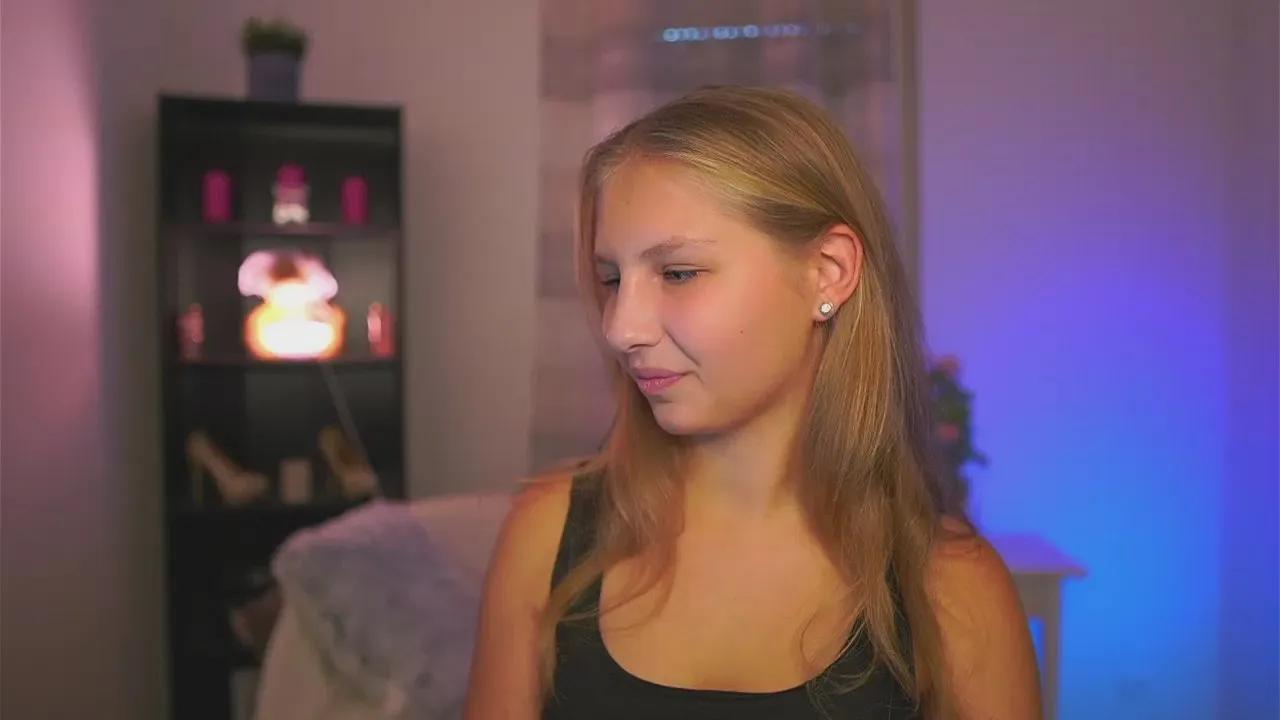 emmie_murray on Cam4 