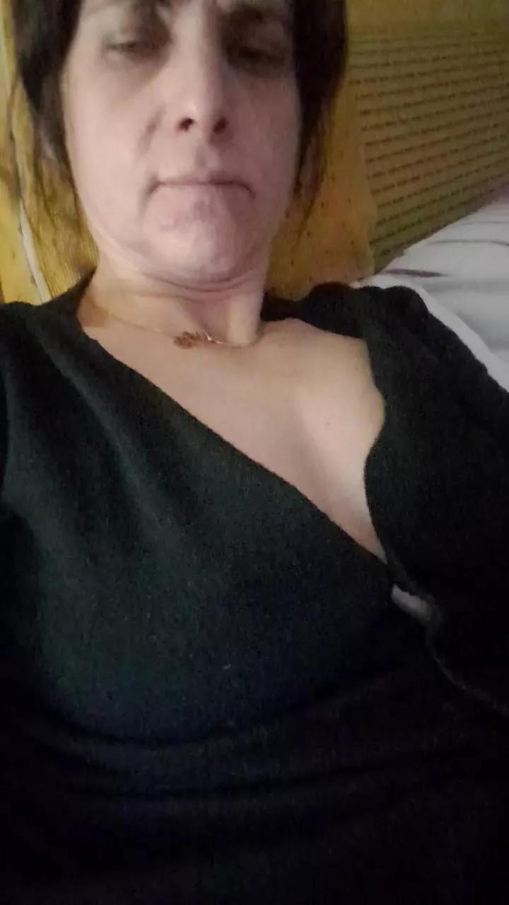 Fufy75 on Cam4 