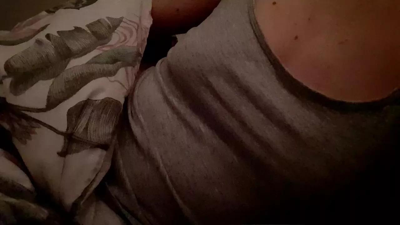 Jolleen on Cam4 