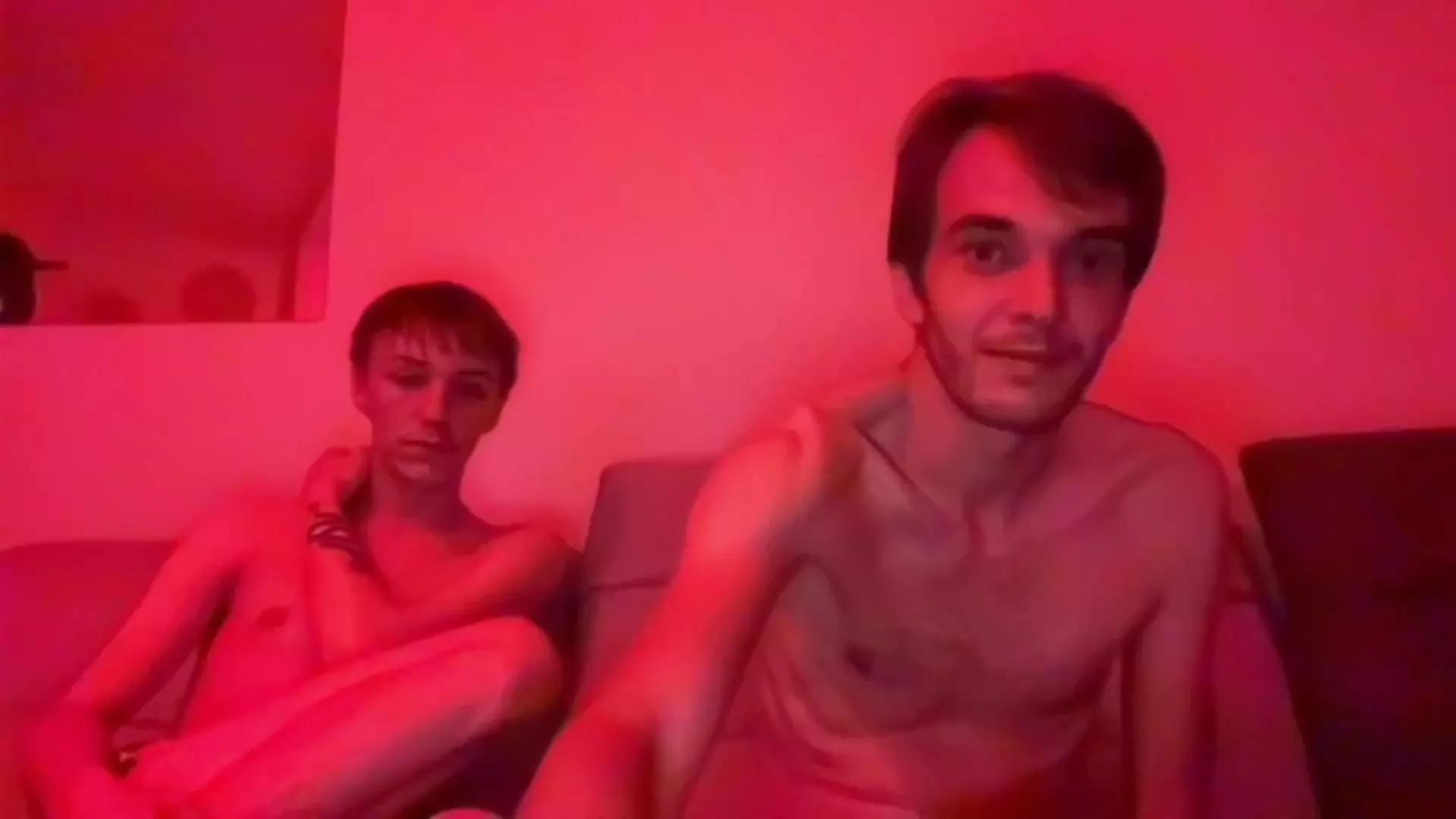 Josh2b on Cam4 