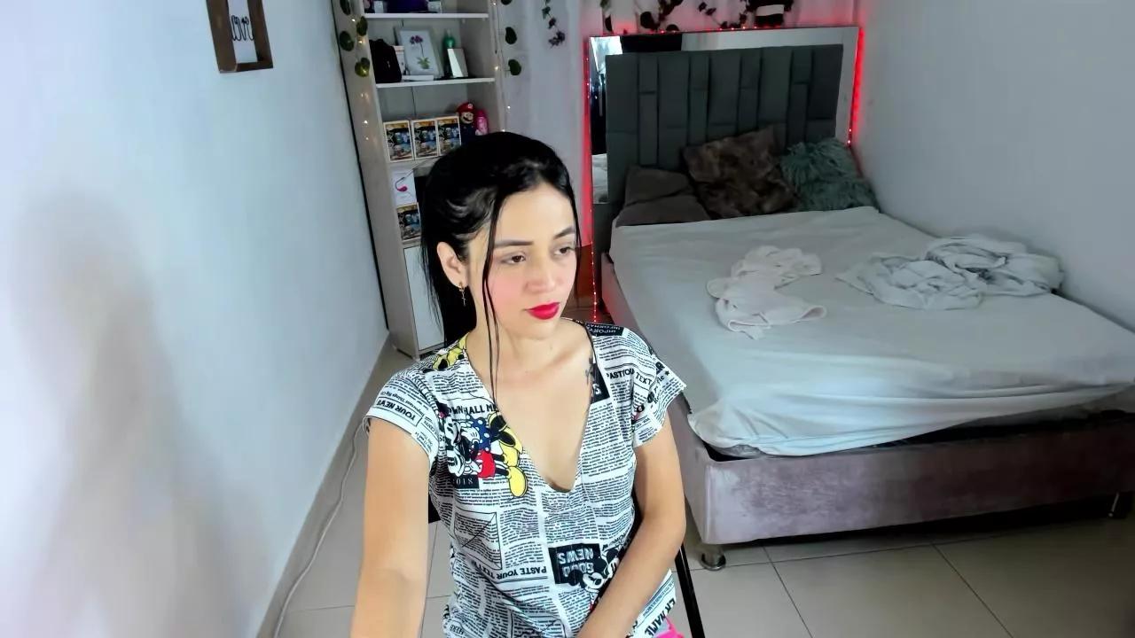 kitty_scoot on Cam4 