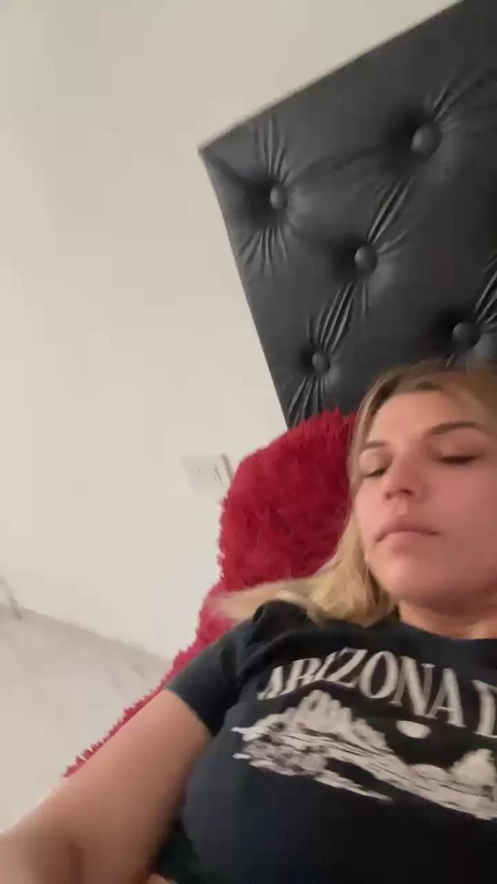 Laturqa on Cam4 