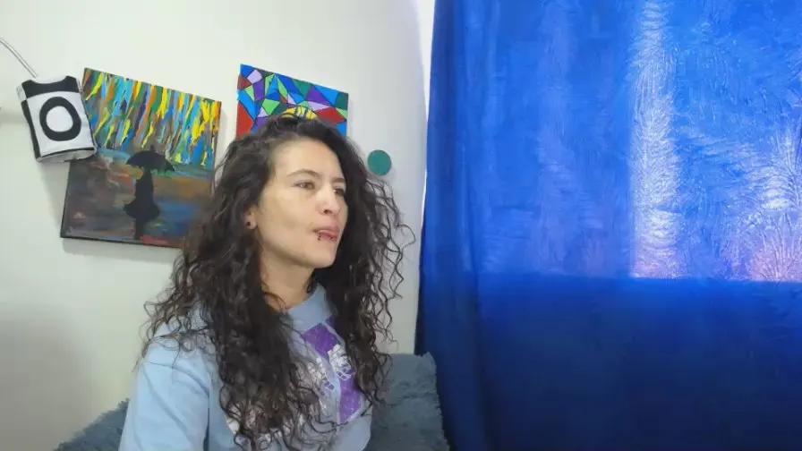 Leyla_Horny_Bg on Cam4 