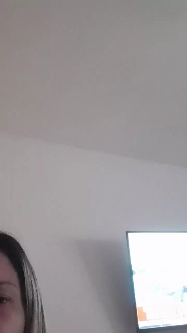 Lulabazan2 on Cam4 