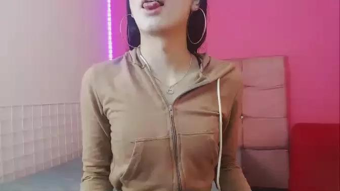 maddiison303av on Cam4 