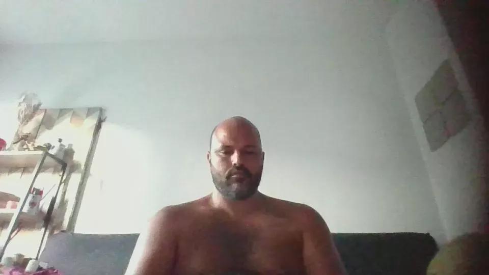 man_20c on Cam4 