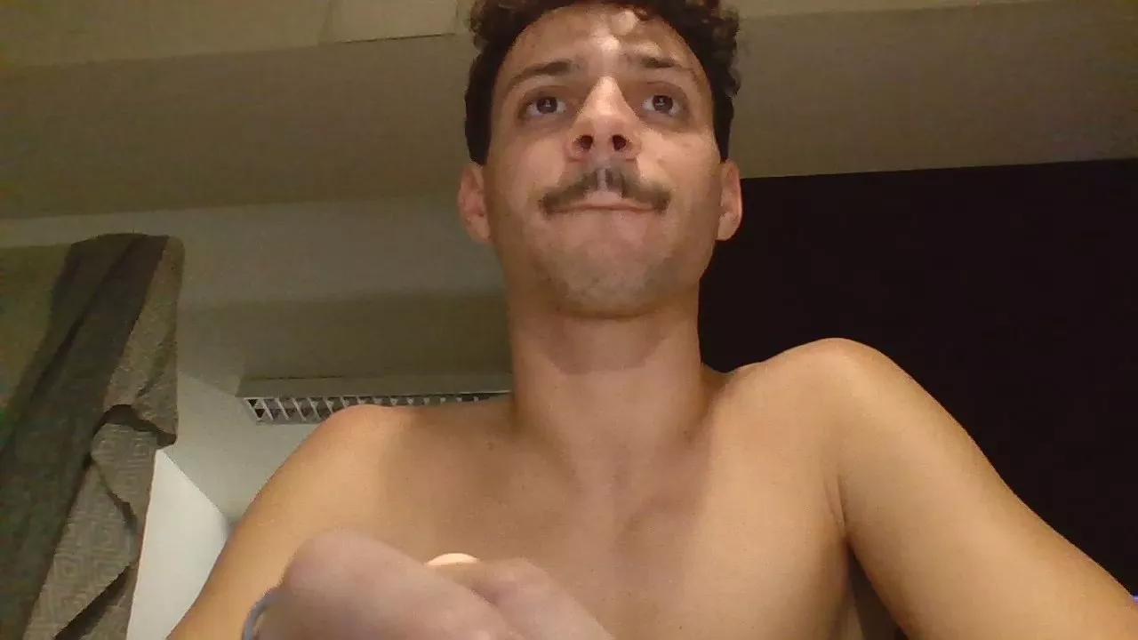 Manugic on Cam4 