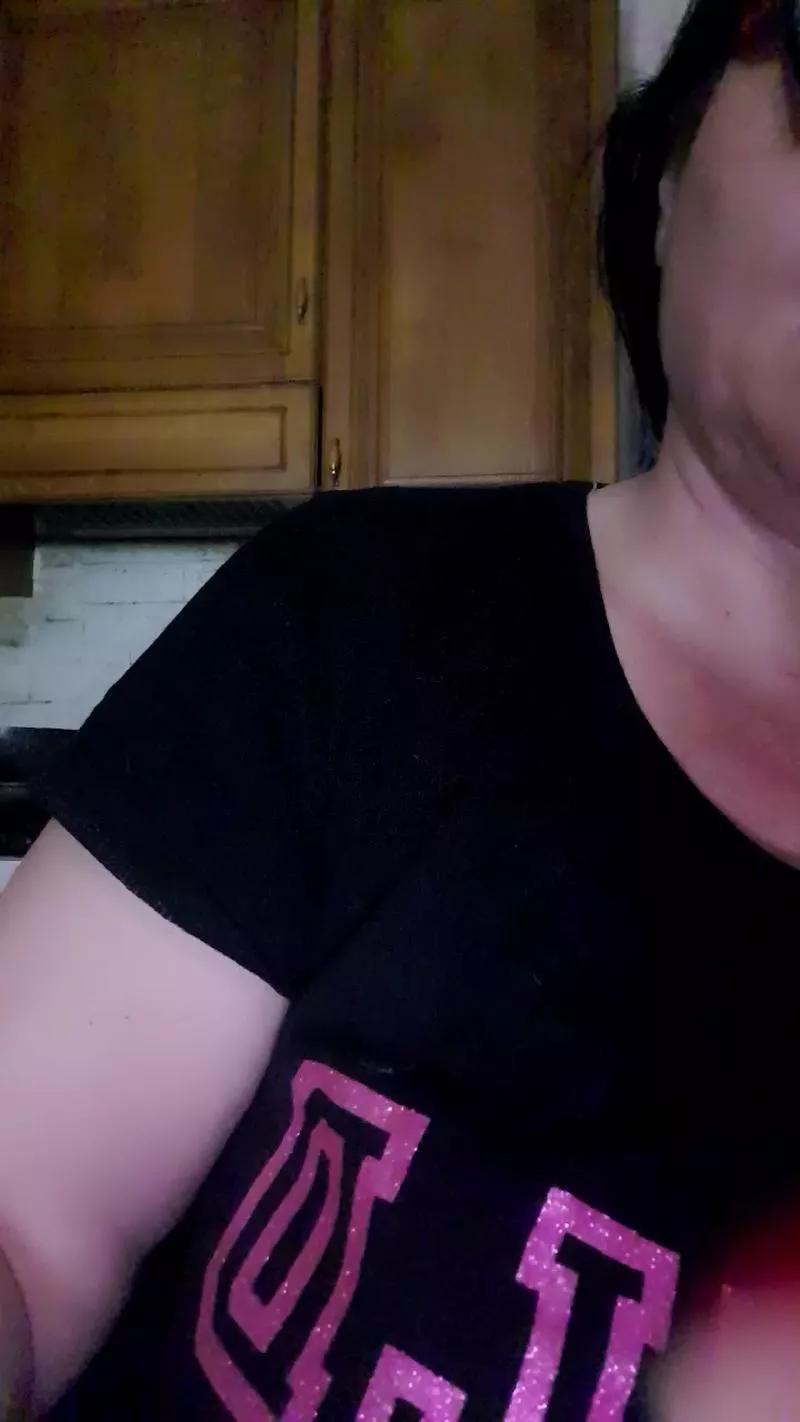 missAmanda69 on Cam4 