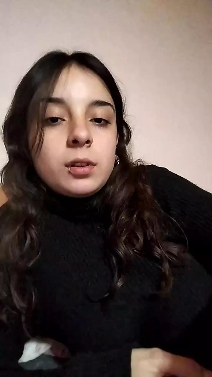 Mmaai on Cam4 