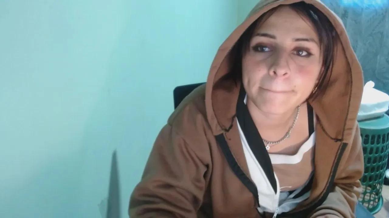 Nemesis_hot608 on Cam4 