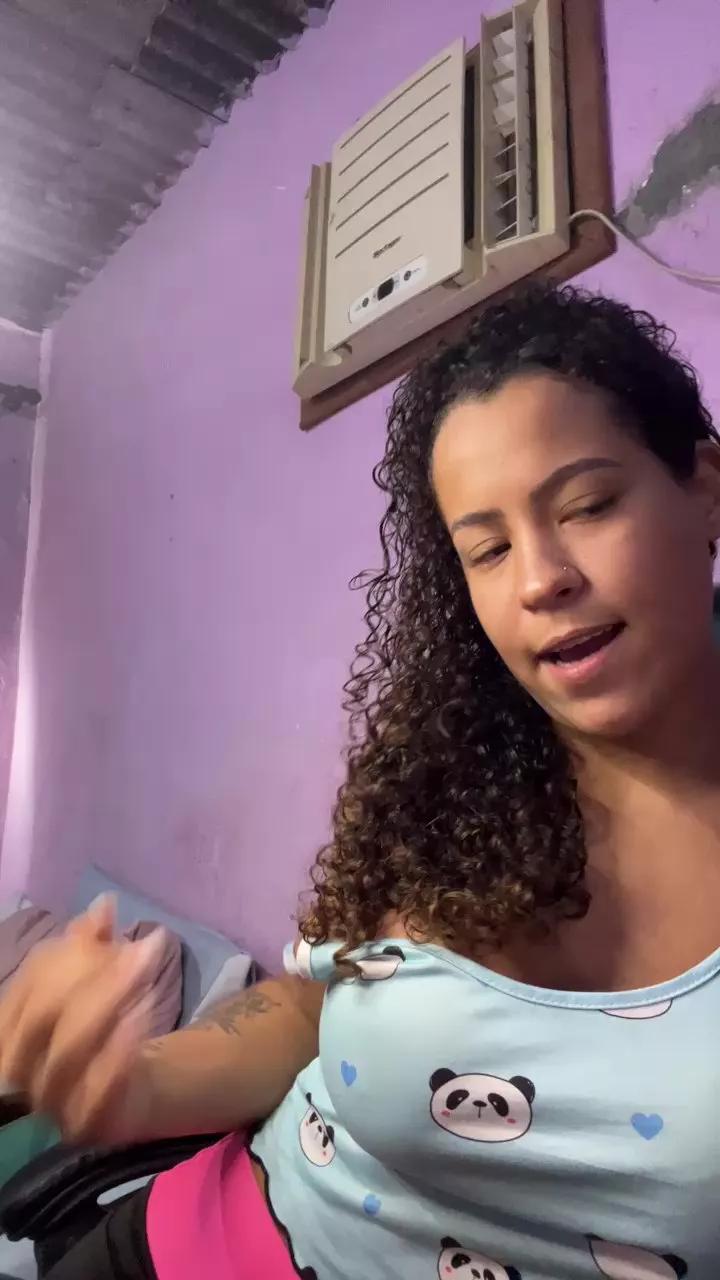 Privadinha on Cam4 