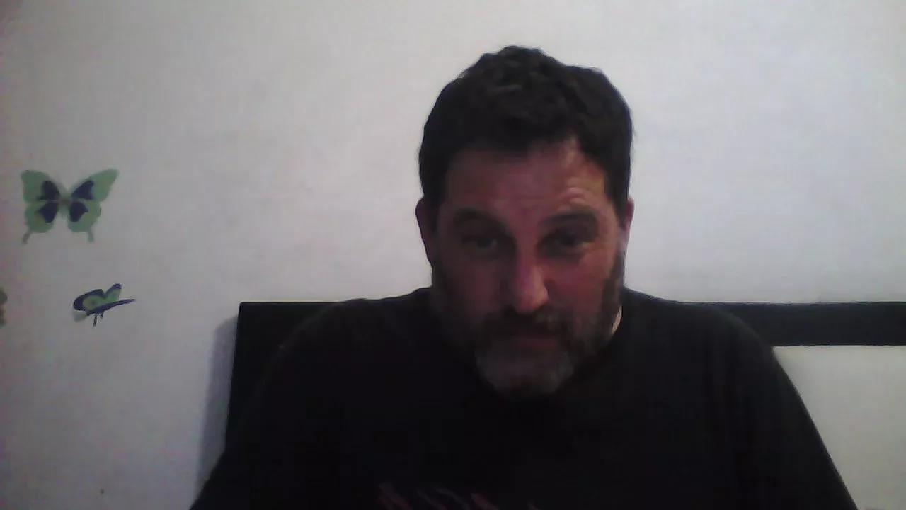 Reload_33 on Cam4 