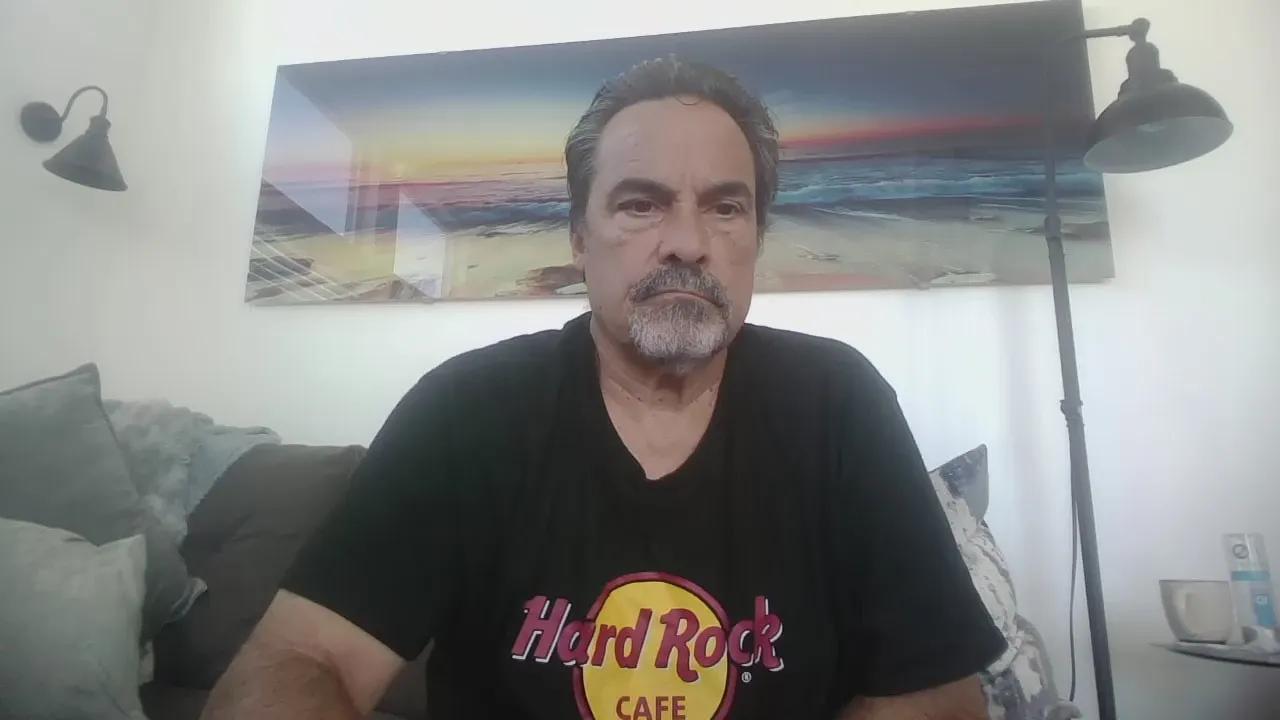 Reprting4Booty on Cam4 