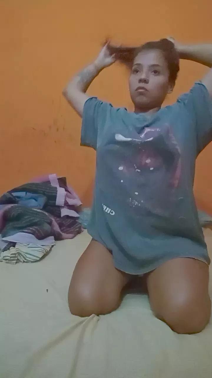 Riirii93 on Cam4 