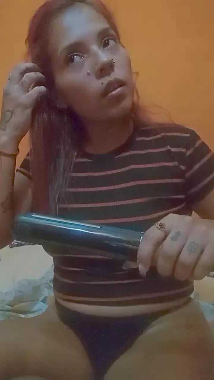 Riirii93 on Cam4 