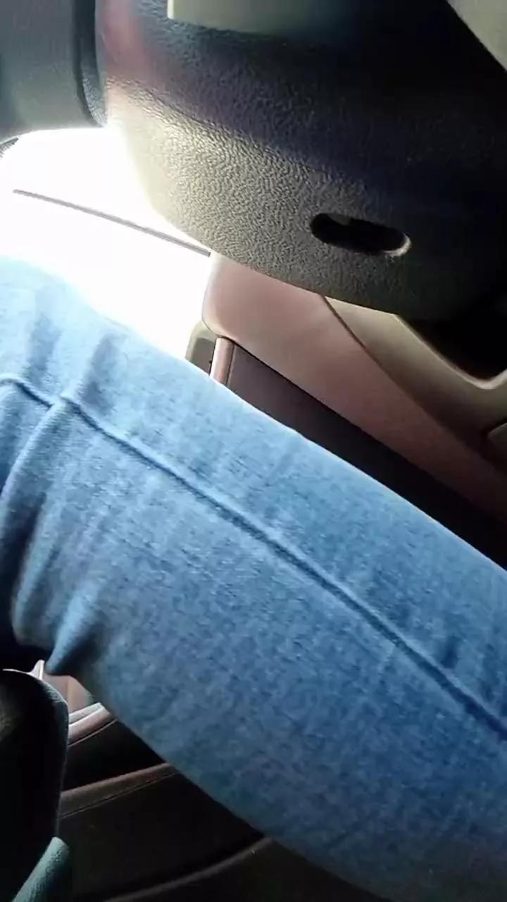 TaraTrav33 on Cam4 