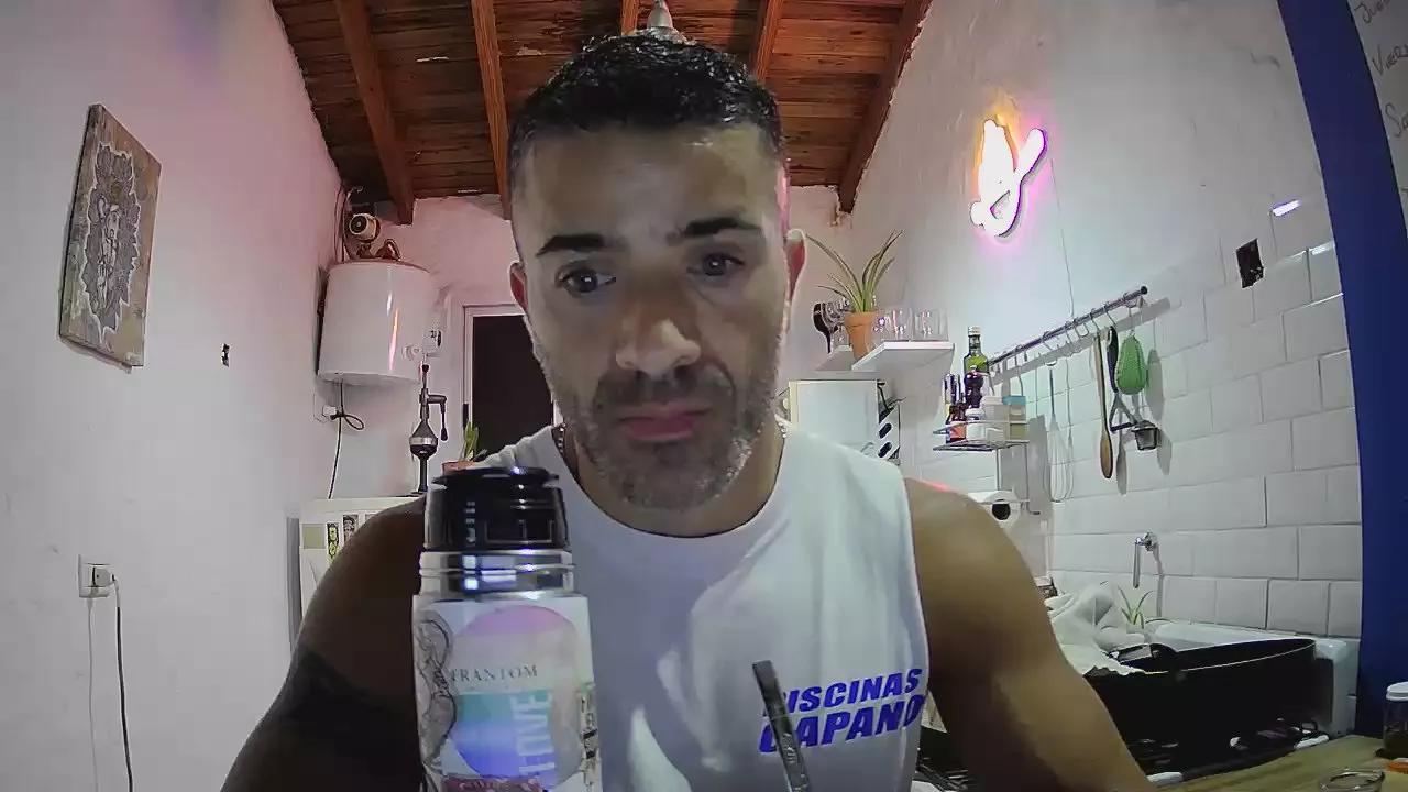 Tazzmania on Cam4 