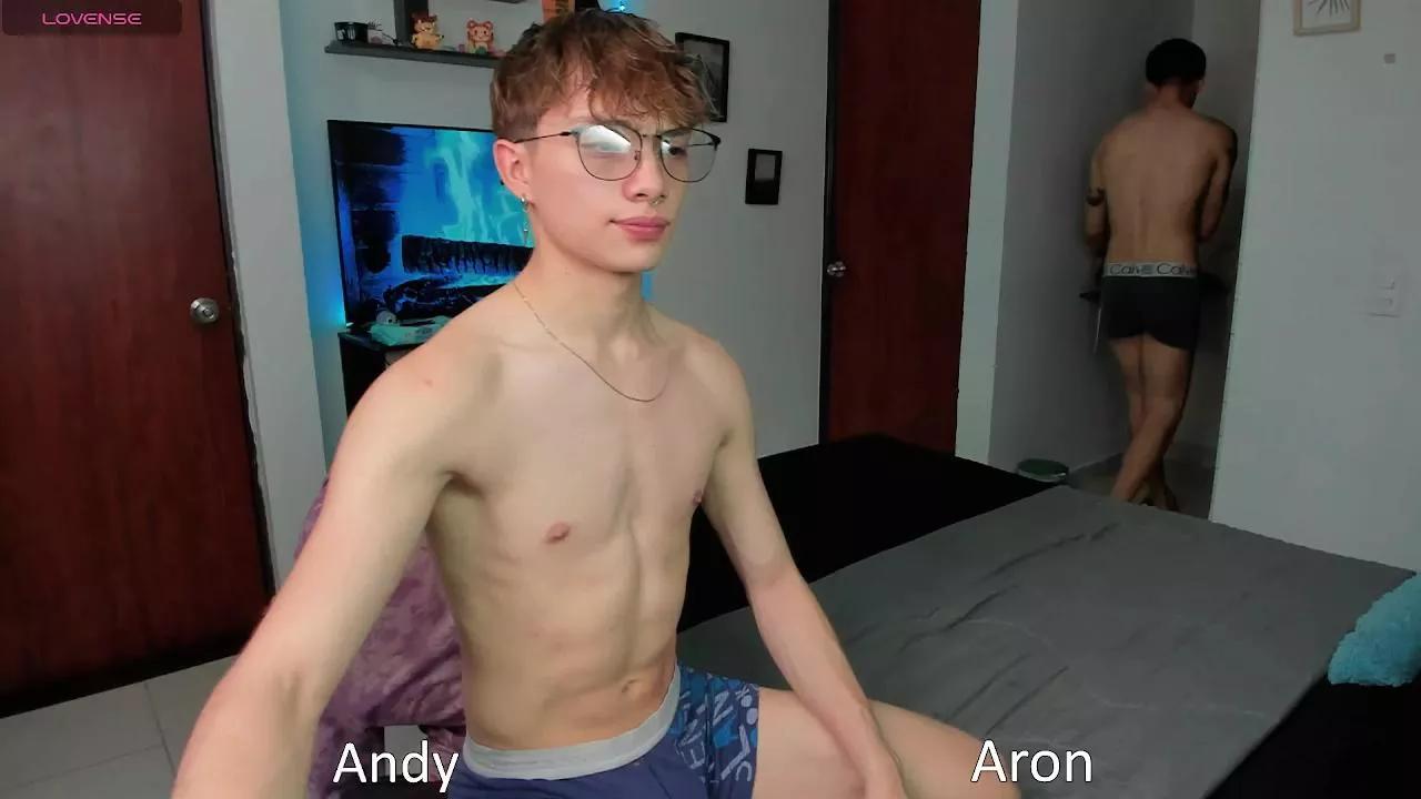 venezuelanguys on Cam4 