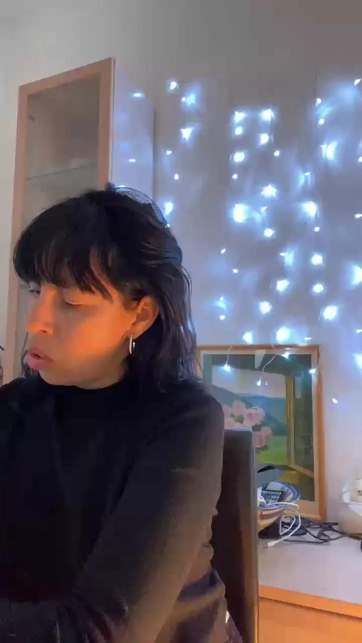vivi180 on Cam4 