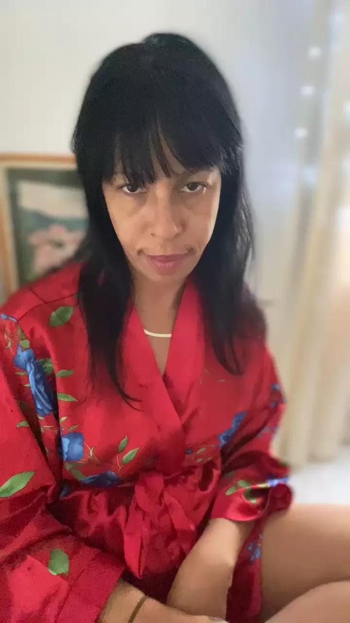 vivi180 on Cam4 