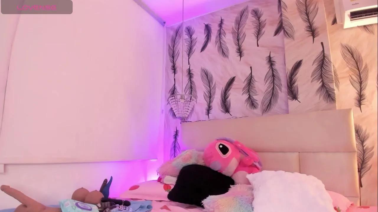 Vivi_prinncess on Cam4 