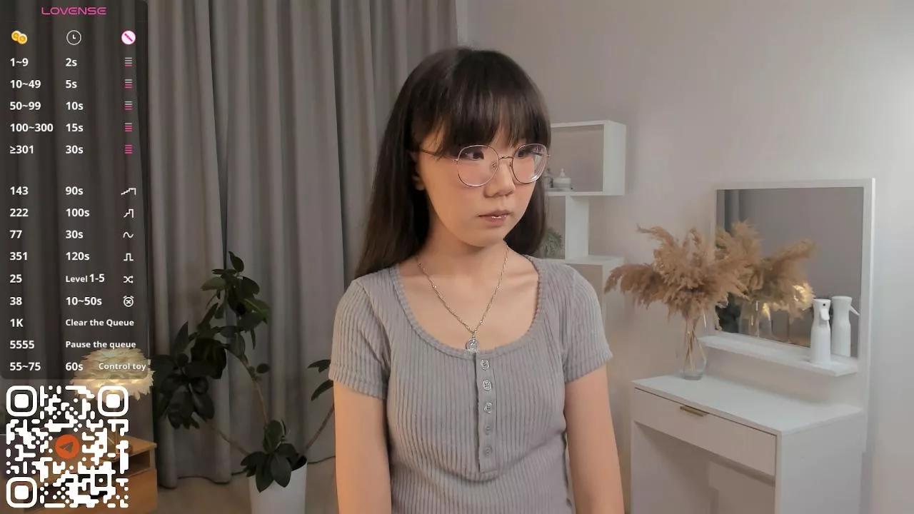 ZaraHascall on Cam4 